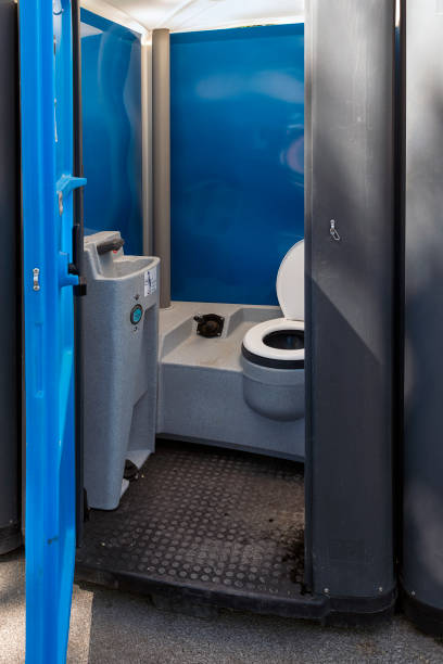 Best Best portable toilet rental  in Cameron, WI